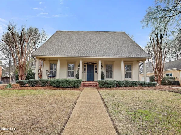 5346 Carolwood Dr, Jackson, MS 39211