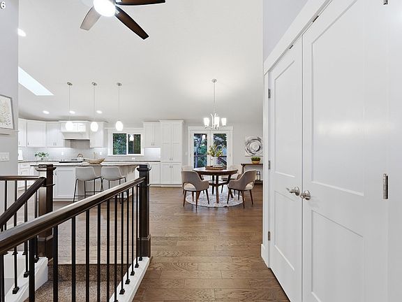 5th image of 1471 Greentree Cir