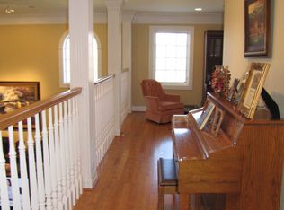 1057 Woods Edge Dr, Somerset, KY 42503