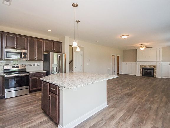 3rd image of 151 Ash Rapids Ct