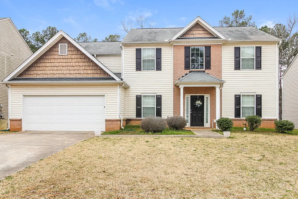 4 bed, 2.5 bath, 2513 sqft, $3,230 — Photo 1