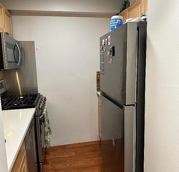 170 W 23rd St #4P — Photo 6