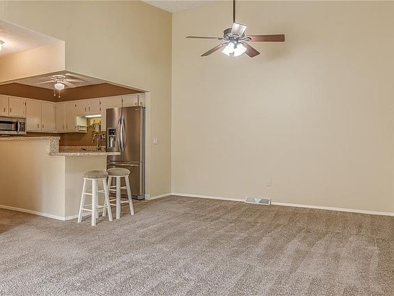 5th image of 7184 N Brewster Pl Unit C