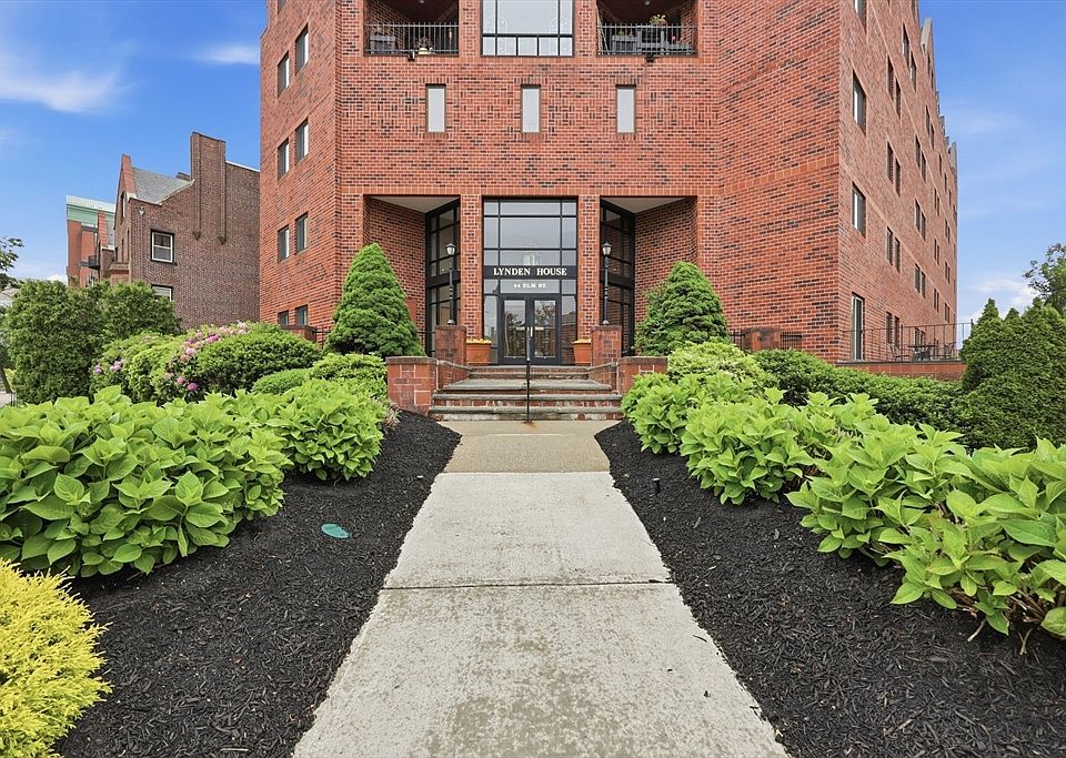 1st image of 44 Elm St Unit 303