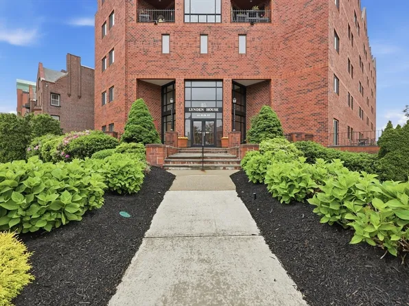 44 Elm St Unit 303, Worcester, MA 01609