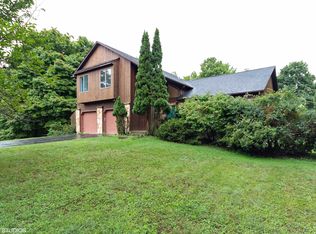 10 Lafayette Ct, Poughkeepsie, NY 12603