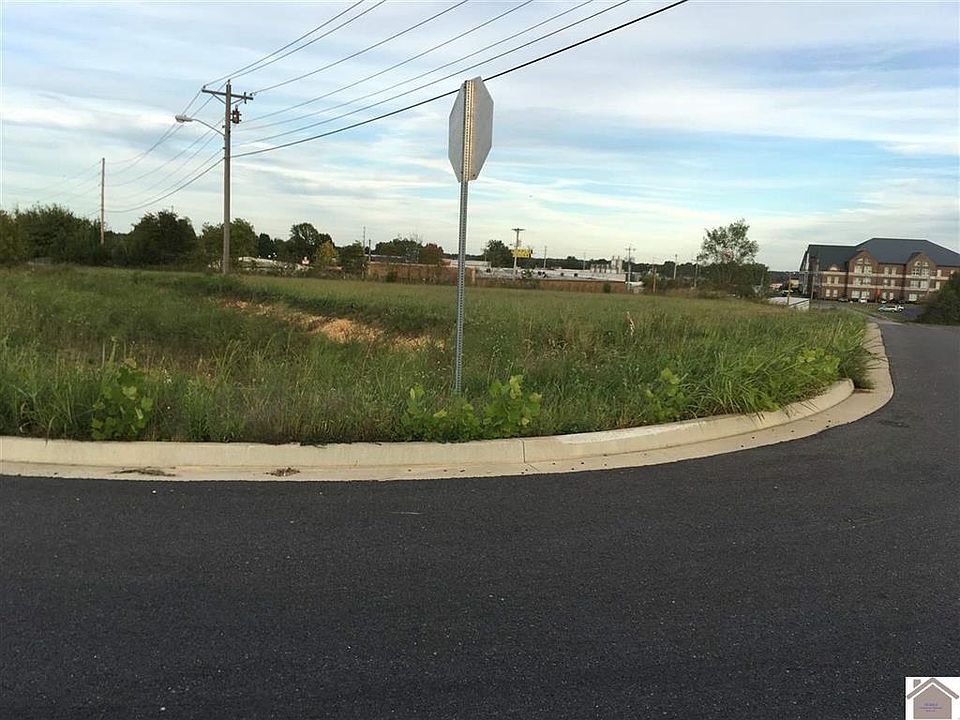 1st image of 8 Tract Access Rd
