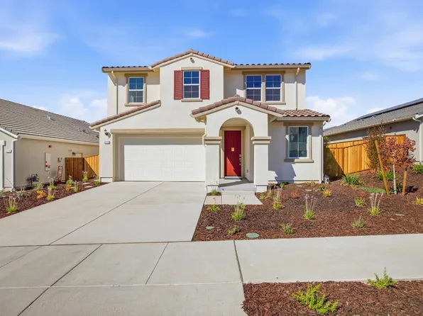 2010 Peony St, Hollister, CA 95023