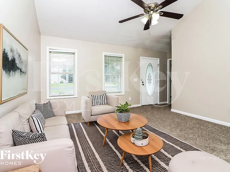 82 Broadlands Dr — Photo 6