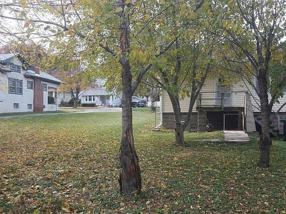 3rd image of 1121 S 35th Ave