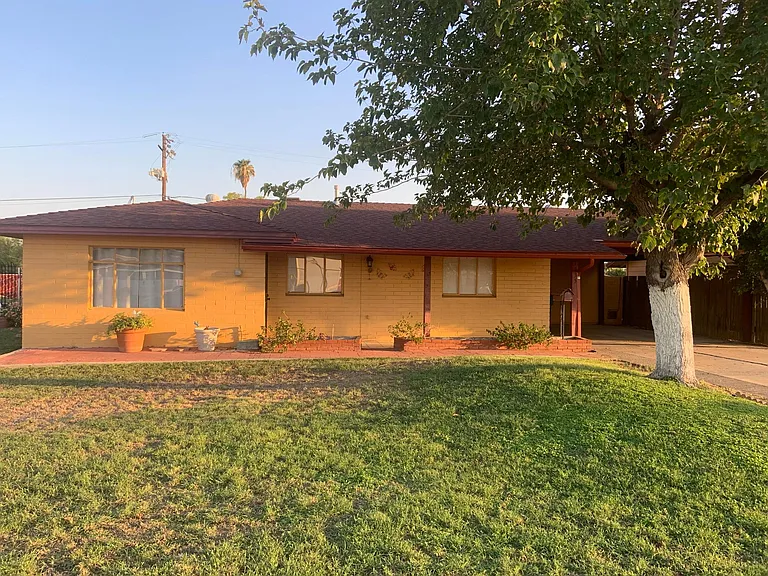 1735 W Fairmount Ave — Photo 14