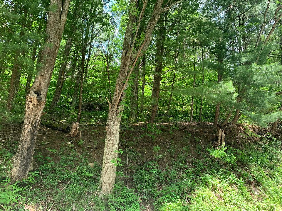 2nd image of Greenbrier Rd