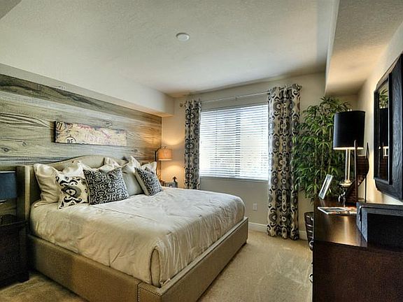 5th image of 5211 W Hillsboro Blvd APT 101