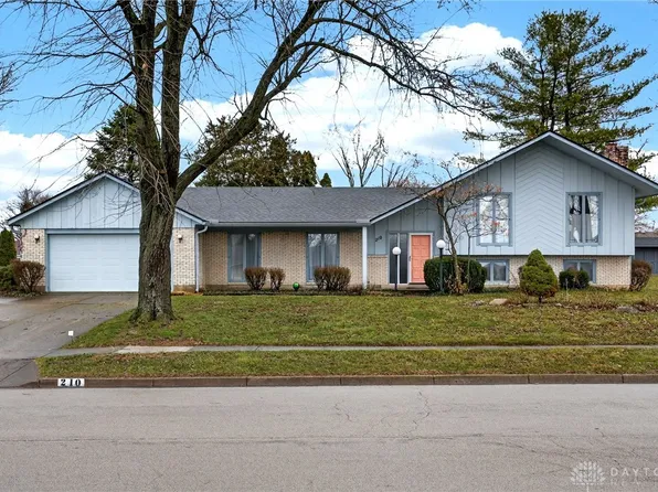 210 Chris Dr, Englewood, OH 45322