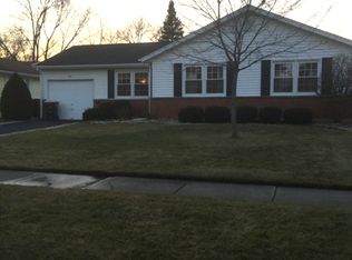 1536 N Kaspar Ave, Arlington Heights, IL 60004
