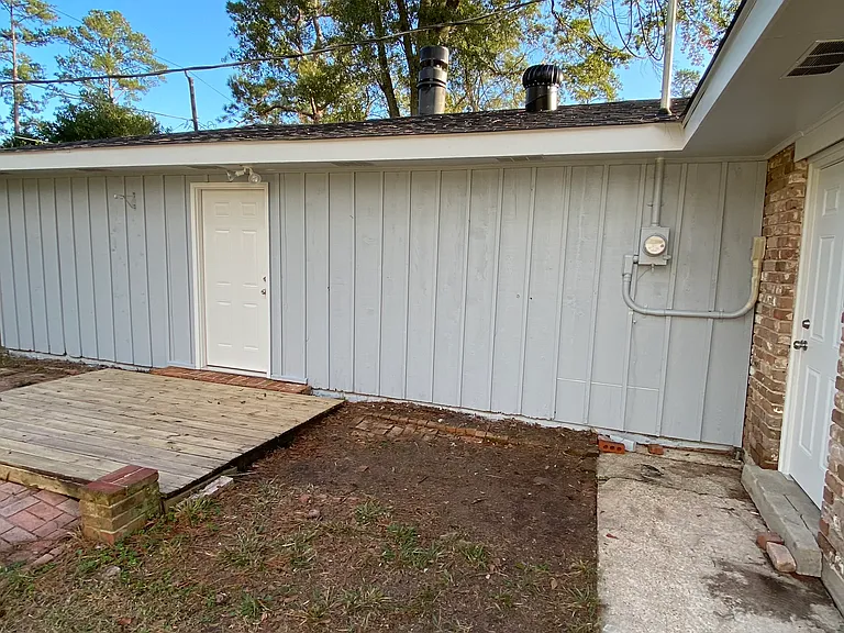 108 Florence Dr — Photo 13