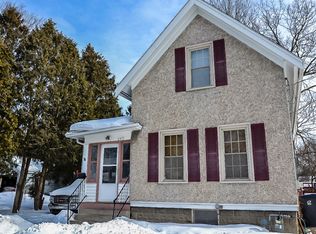 249 Waverly Pl, Waukesha, WI 53186