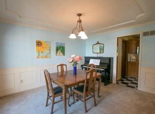 1610 Windsor Ln, Liberty, MO 64068