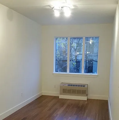Rented by Nooklyn NYC LLC | media 16