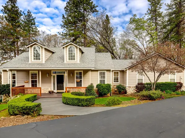 13727 Alpha Ct, Grass Valley, CA 95949