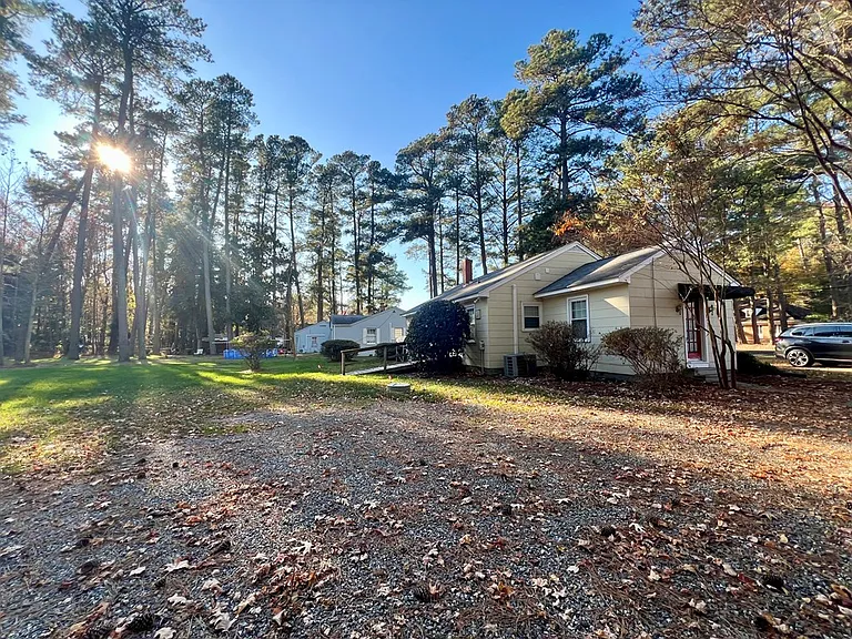 645 Rappahannock Dr — Photo 3