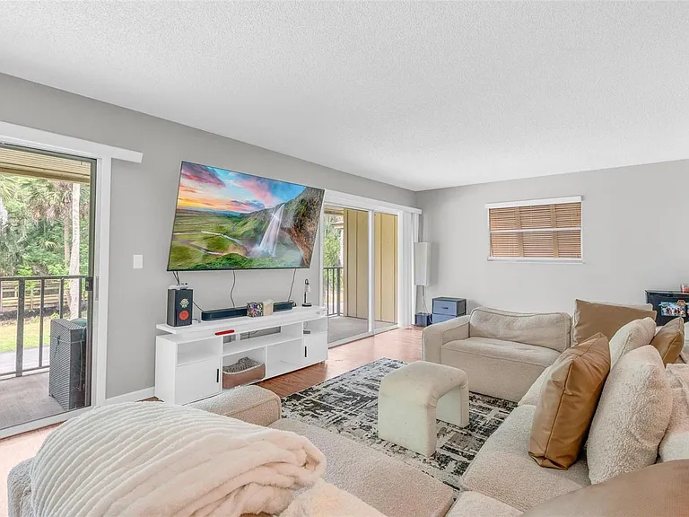140 Orchid Woods Ct #15B — Photo 10