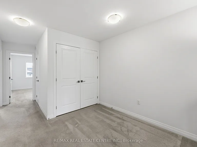 37 Greenwich Ave — Photo 25