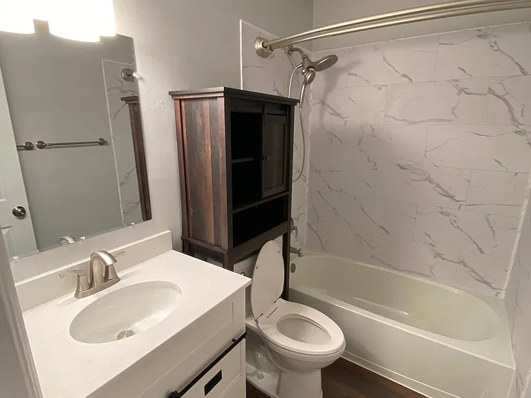 290 Fleming Rd #C — Photo 8
