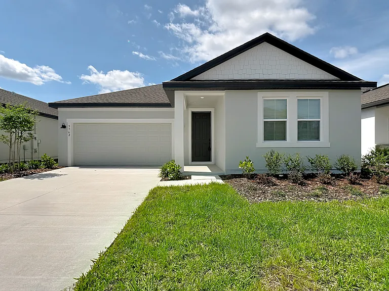 5762 Cattle Ranch Dr — Photo 1