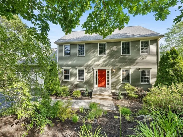 150 Morgan Rd, Northbridge, MA 01534