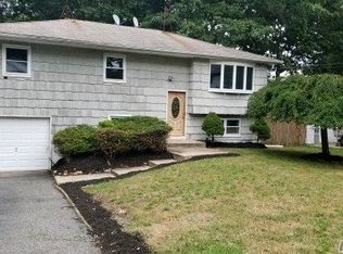 125 Park Ave, Ronkonkoma, NY 11779