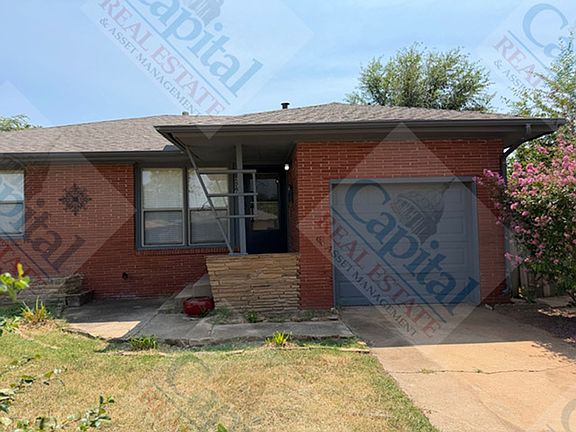 2nd image of 256 E Key Blvd