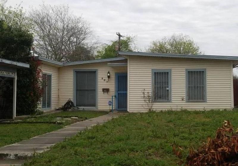 1st image of 207 Ryan Dr