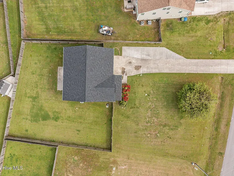 112 Moss Creek Dr — Photo 49