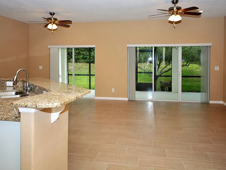 10747 Masters Dr — Photo 13
