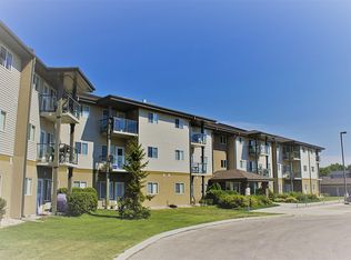 Kenwood Court, Winnipeg, MB R2N 0A6