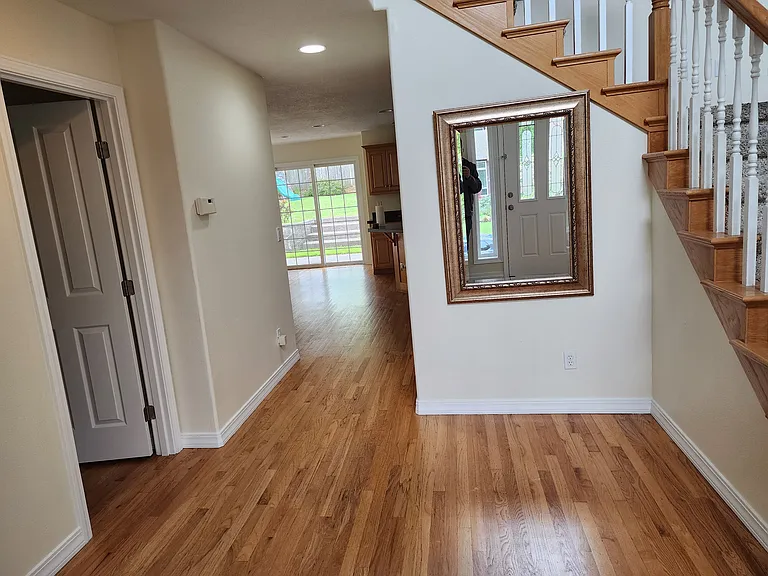 1909 Olympia Ave NW — Photo 3