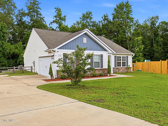 3rd image of 530 Poppleton Drive
