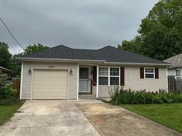 2139 W Wall Street, Springfield, MO 65802