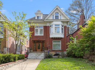 4414 W Pine Blvd, Saint Louis, MO 63108