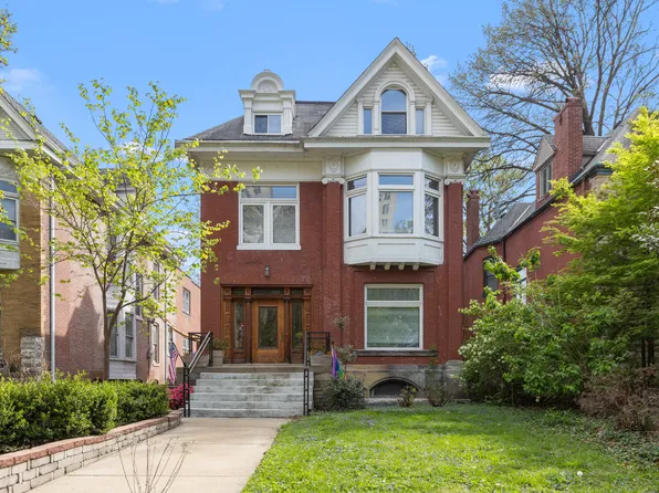 4414 W Pine Blvd, Saint Louis, MO 63108