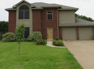 7001 Richardson Dr, Watauga, TX 76148