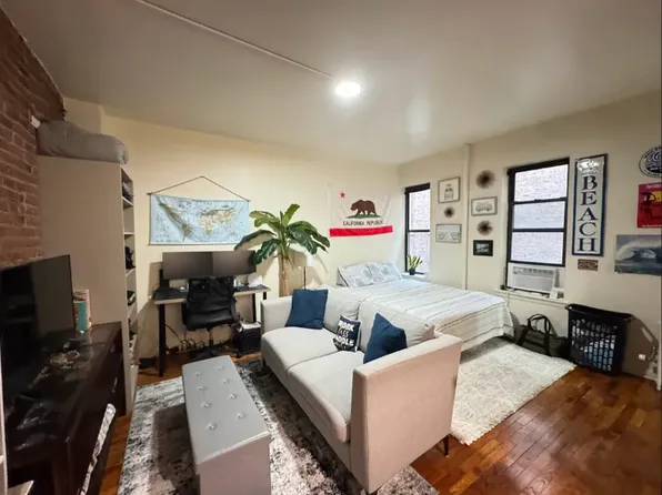 226 East 29th Street image 1 of 7
