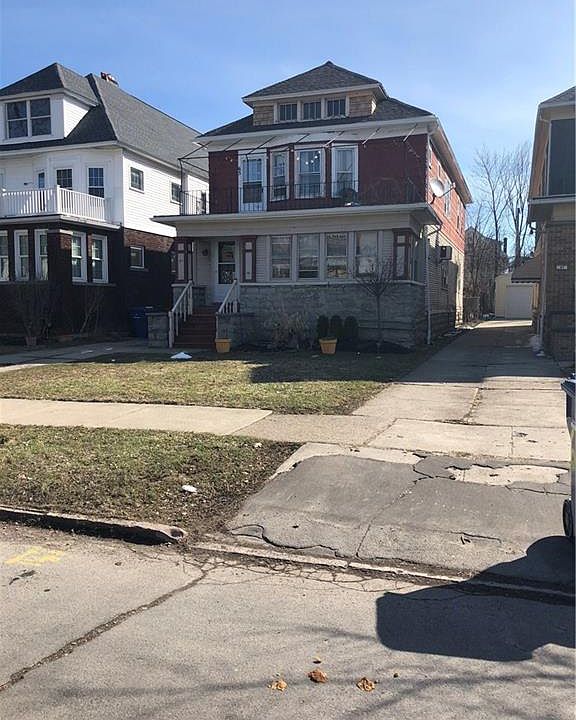 2nd image of 65 N Park Ave