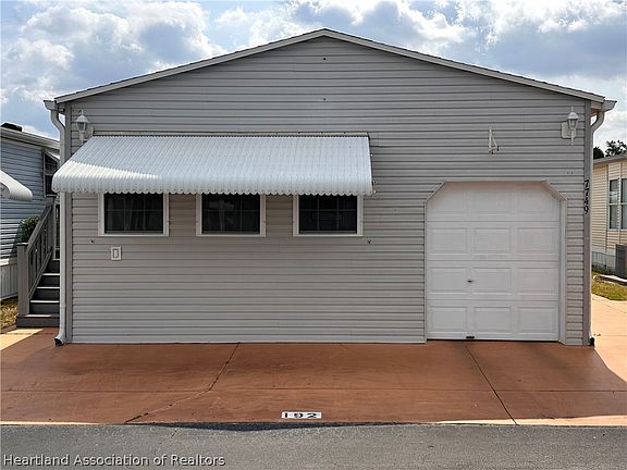 2nd image of 7749 Center Rd