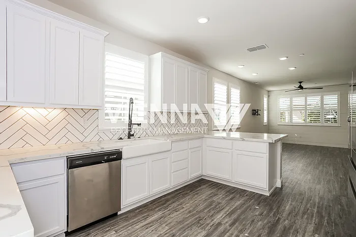 249 Rochdale St — Photo 7