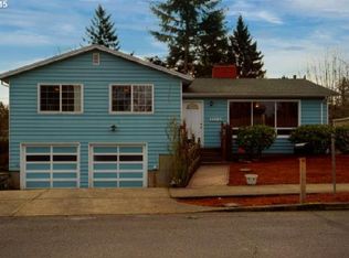 14628 SE Salmon St, Portland, OR 97233