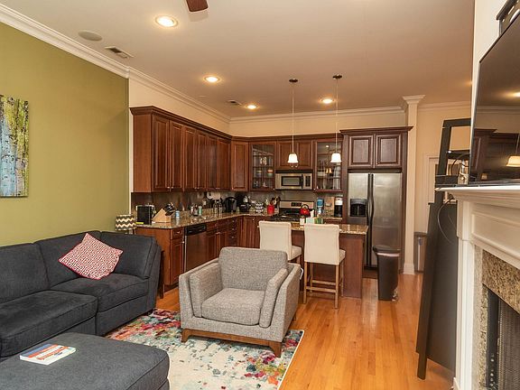 2nd image of 2358 N Damen Ave APT 2