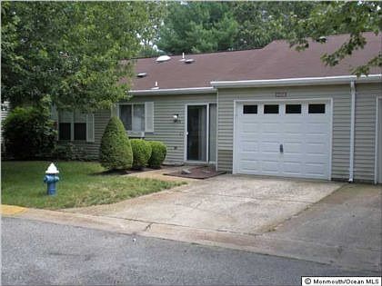 2nd image of 845 Winchester Ct