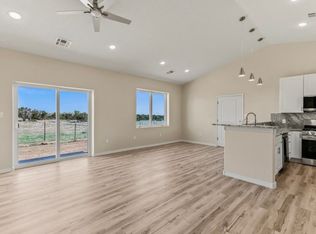6 Romano Ray Ct, Edgewood, NM 87015
